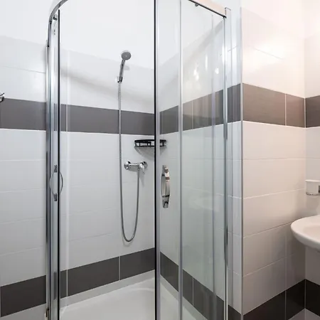 فندق Metropol Cb 3*