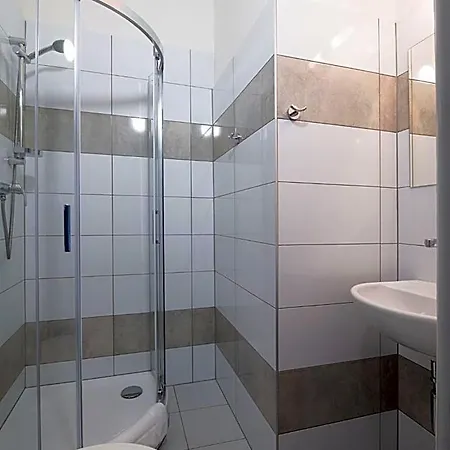 فندق Metropol Cb 3*
