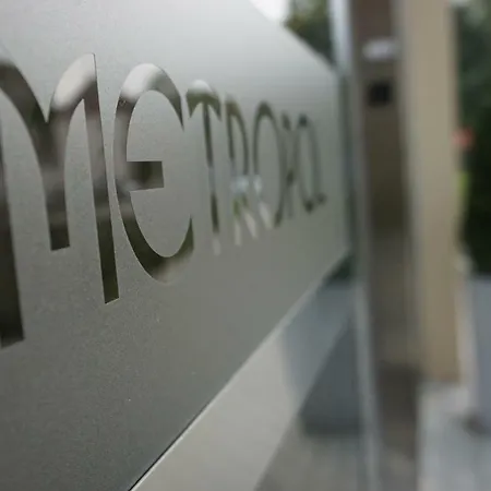 Metropol Cb